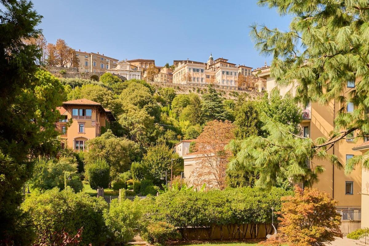 100M Dalla Funicolare Di Citta Alta- 10 Ospiti Bergamo Bagian luar foto